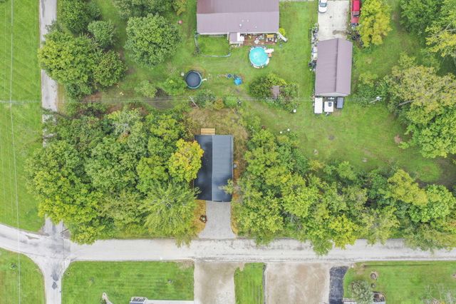 13098 Laurel Road NE, Thornville, OH 43076