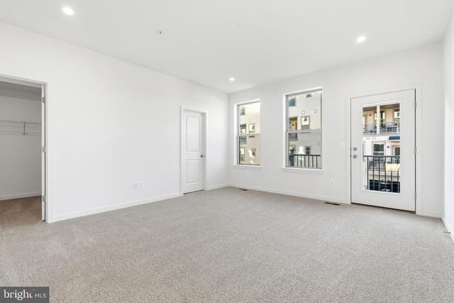 19705 MISTY MOSS SQ, Ashburn, VA 20147