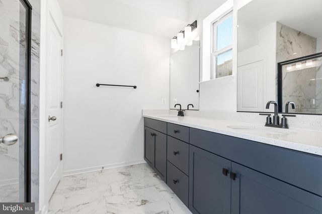 19705 MISTY MOSS SQ, Ashburn, VA 20147