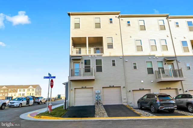 19705 MISTY MOSS SQ, Ashburn, VA 20147