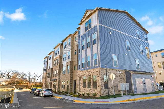 19705 MISTY MOSS SQ, Ashburn, VA 20147