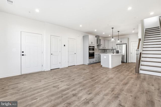 19705 MISTY MOSS SQ, Ashburn, VA 20147