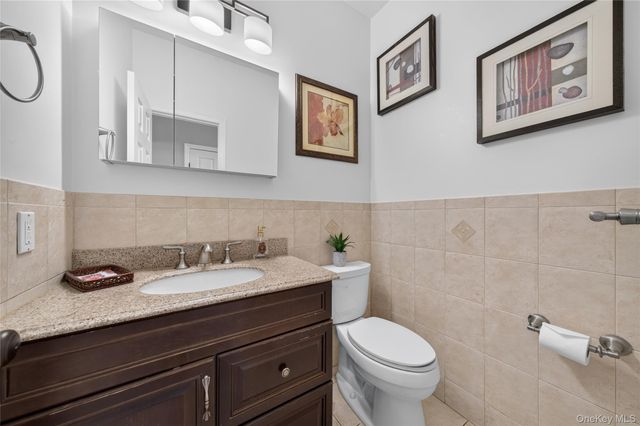 1001 Orion Court, Merrick, NY 11566