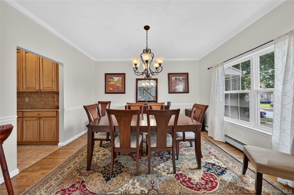 1001 Orion Court, Merrick, NY 11566 — photo 5