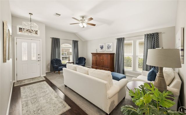 5910 Bishops Mill Dr, Corpus Christi, TX 78414