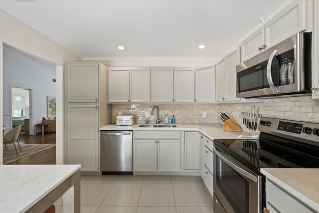 352 Wood Dale Drive, Wellington, FL 33414