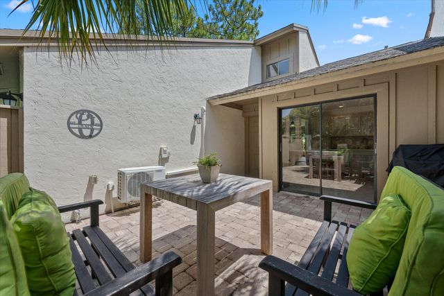 352 Wood Dale Drive, Wellington, FL 33414