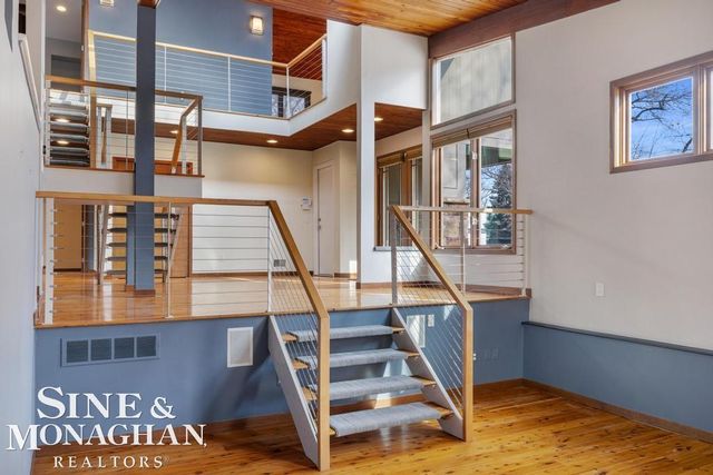 827 Forestdale Road, Royal Oak, MI 48067