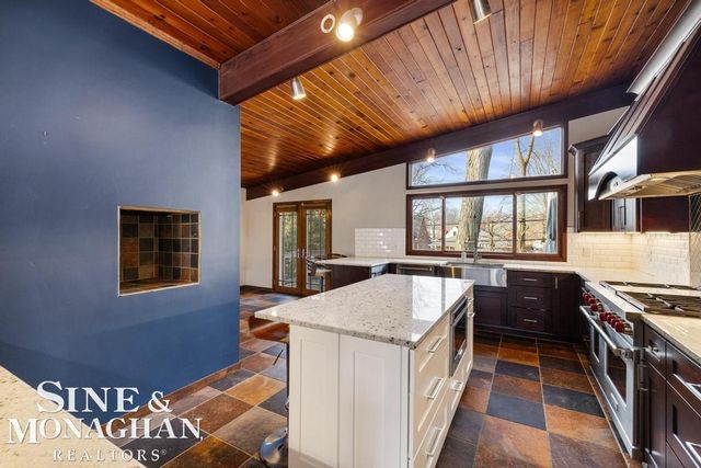 827 Forestdale Road, Royal Oak, MI 48067