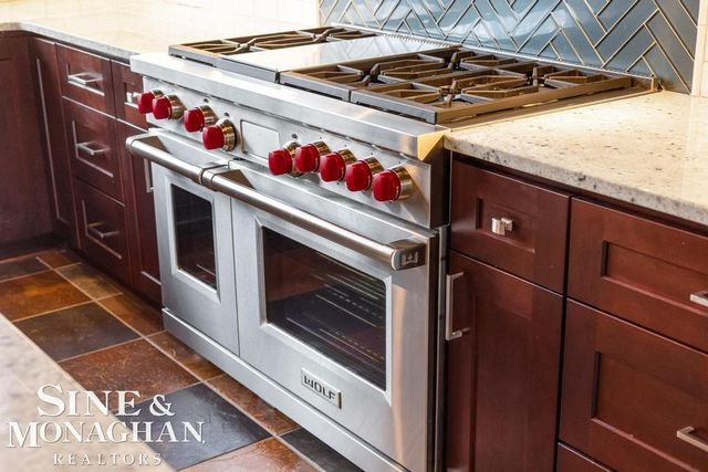 827 Forestdale Road, Royal Oak, MI 48067