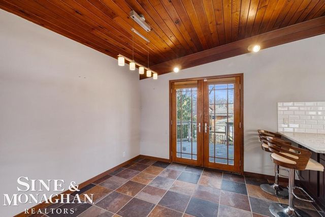 827 Forestdale Road, Royal Oak, MI 48067