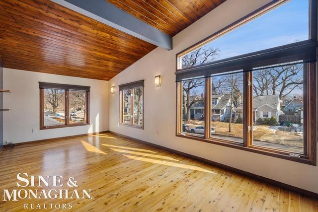 827 Forestdale Road, Royal Oak, MI 48067