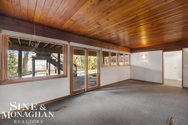 827 Forestdale Road, Royal Oak, MI 48067