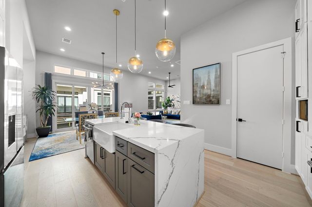 3513 Hutchins Street, Houston, TX 77004