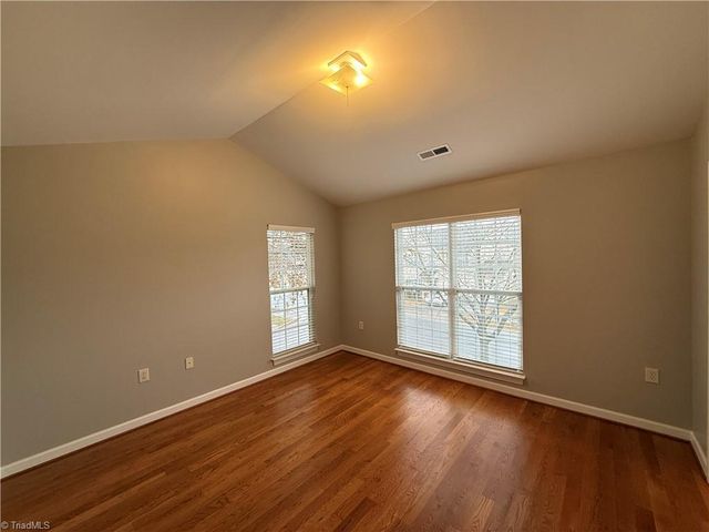 374 Summergate Drive, Winston-salem, NC 27103