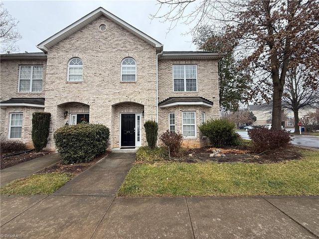 374 Summergate Drive, Winston-salem, NC 27103