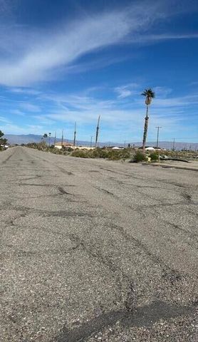 2864 Treadwell Boulevard, Thermal, CA 92274