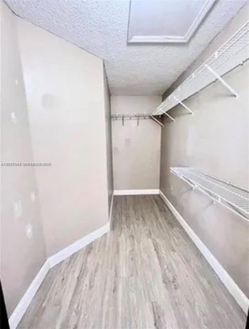 8291 SW 44th Place 8291, Davie, FL 33328