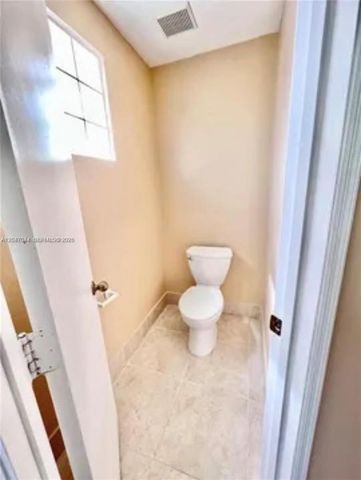 8291 SW 44th Place 8291, Davie, FL 33328
