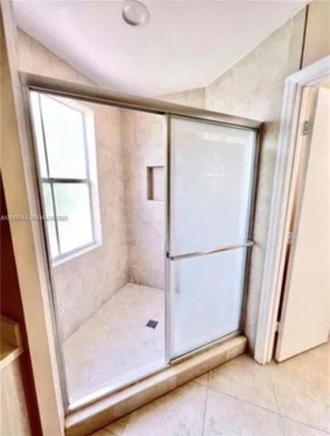 8291 SW 44th Place 8291, Davie, FL 33328
