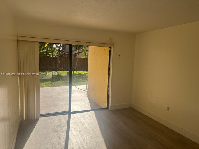 15000 SW 91st Ter 0, Miami, FL 33196