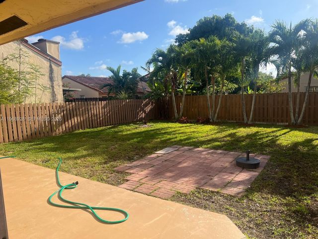 15000 SW 91st Ter 0, Miami, FL 33196