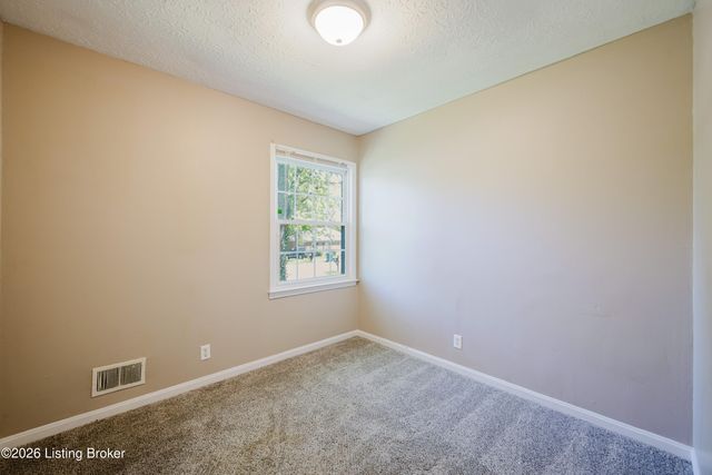 11414 Deham Dr, Louisville, KY 40241
