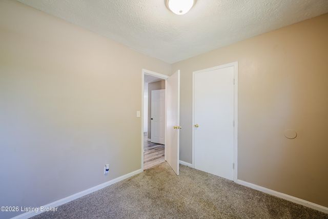 11414 Deham Dr, Louisville, KY 40241