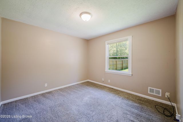 11414 Deham Dr, Louisville, KY 40241
