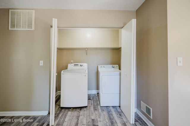 11414 Deham Dr, Louisville, KY 40241