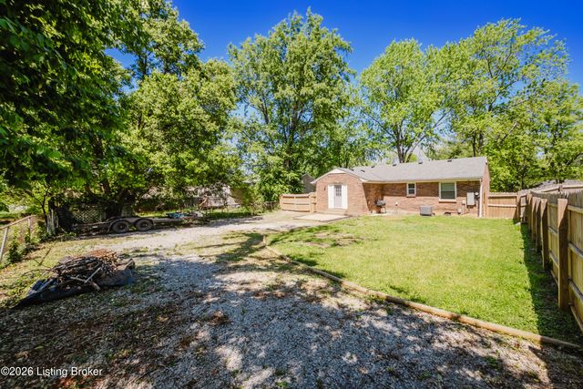 11414 Deham Dr, Louisville, KY 40241