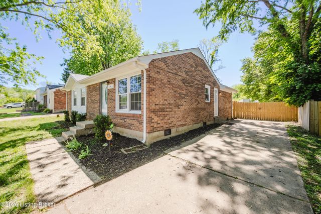 11414 Deham Dr, Louisville, KY 40241