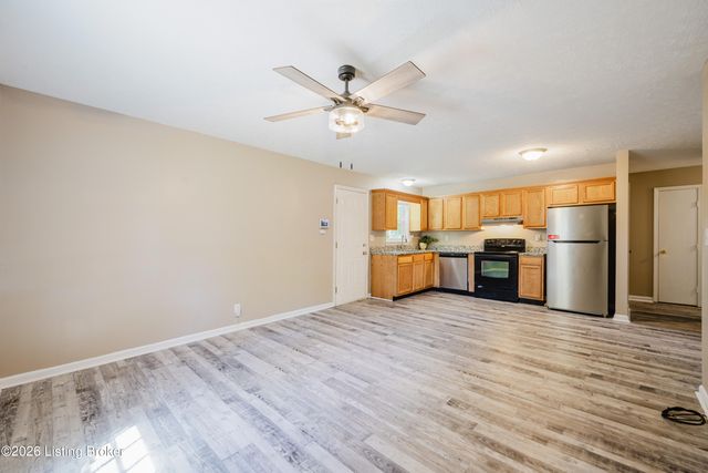 11414 Deham Dr, Louisville, KY 40241