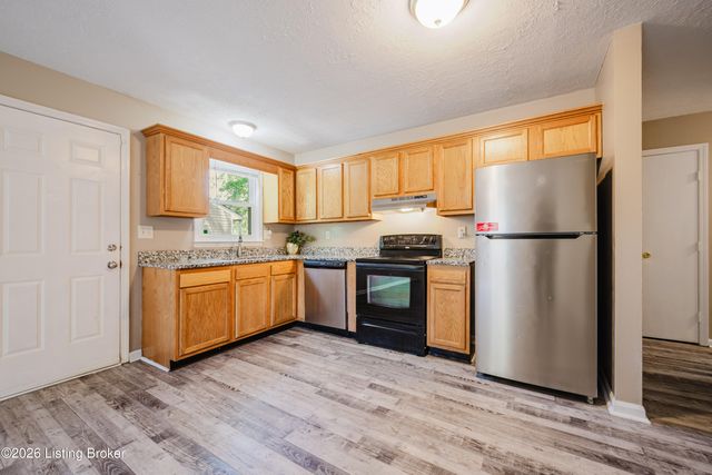 11414 Deham Dr, Louisville, KY 40241