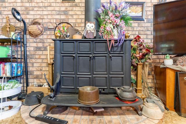 605 S 5th Street, Clinton, OK 73601