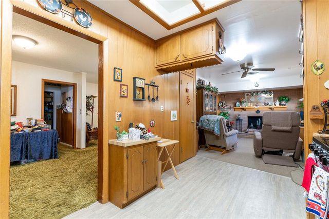 605 S 5th Street, Clinton, OK 73601