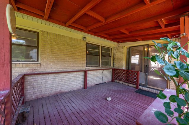 3815 W 18th St N, Wichita, KS 67203