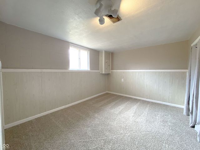 5914 Monona Drive, Kokomo, IN 46902