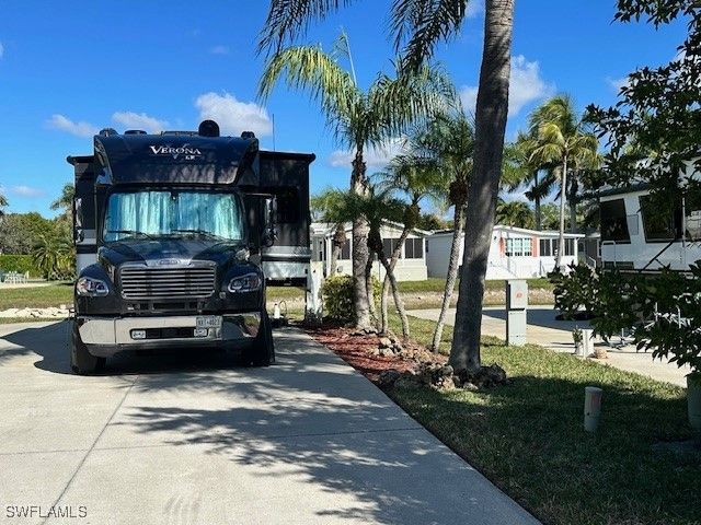 1246 Silver Lakes BLVD, Naples, FL 34114