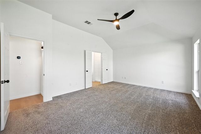 713 Madeline Court, Azle, TX 76020