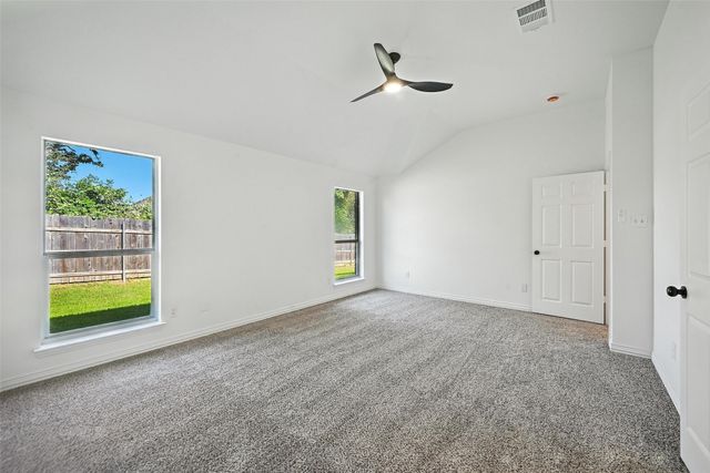 713 Madeline Court, Azle, TX 76020