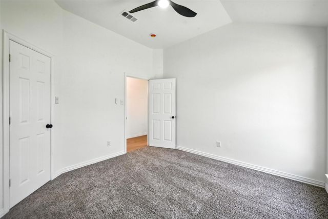 713 Madeline Court, Azle, TX 76020