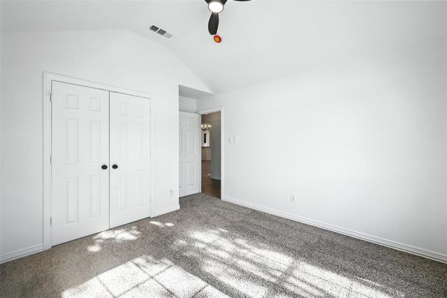 713 Madeline Court, Azle, TX 76020