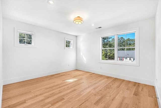 6 Oak Knoll Road, Natick, MA 01760