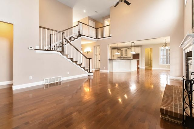 254 Deerfield Lane, Dunnville, KY 42528