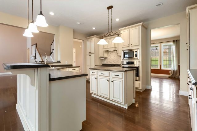 254 Deerfield Lane, Dunnville, KY 42528