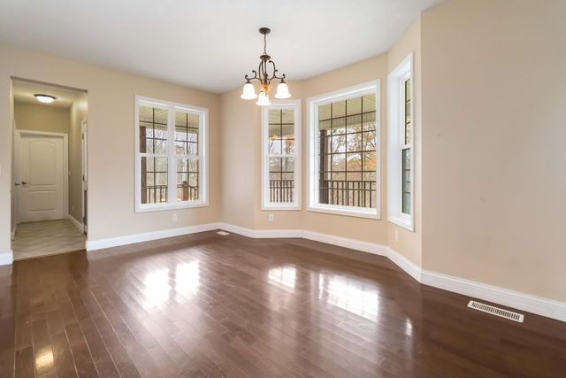 254 Deerfield Lane, Dunnville, KY 42528