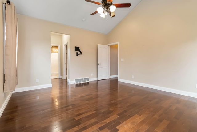 254 Deerfield Lane, Dunnville, KY 42528