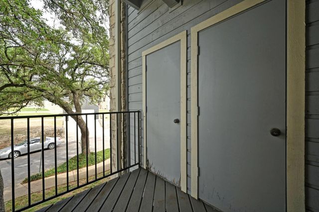 3111 Tom Green ST 203, Austin, TX 78705