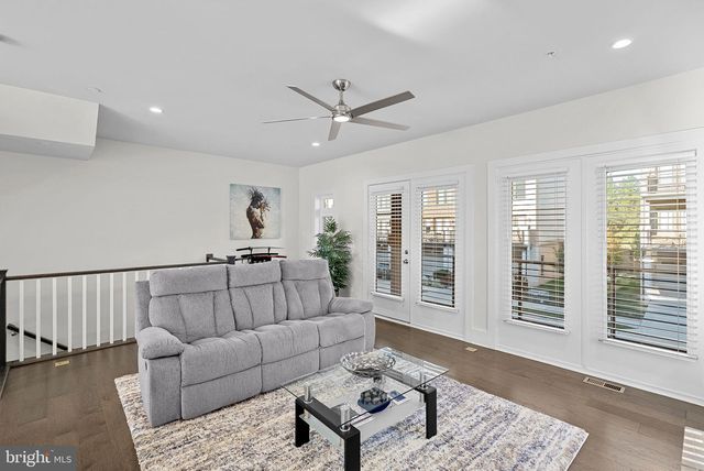 20108 OLD LINE TER, Ashburn, VA 20147